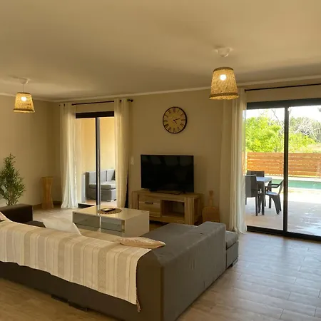 Villa Avec Piscine Privee *